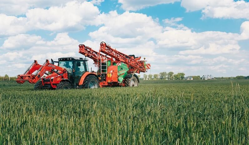 
								MD KR gezogene Feldspritze Goliat PHB 2500 L , 3000l, 3600l, 4200l, 5200l, 6000l, 8000 L full									