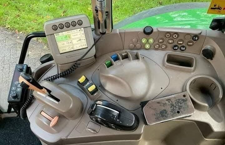 
								John Deere 6830 Premium full									