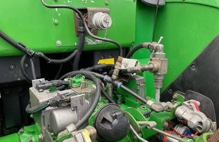 
								John Deere 6830 Premium full									