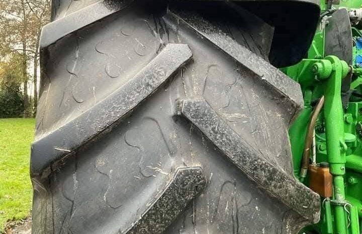 
								John Deere 6830 Premium full									