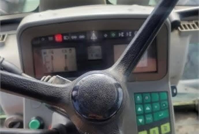 
								FENDT 712 VARIO full									