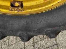 JOHN DEERE 2850SA