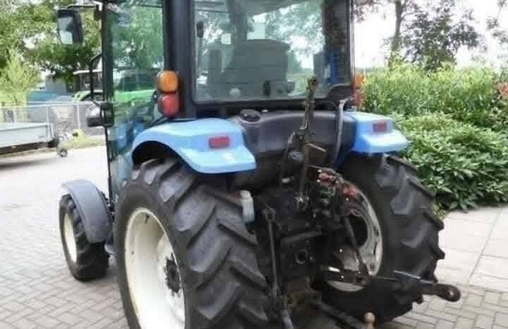 
								New Holland Boomer 3050 Turbo full									