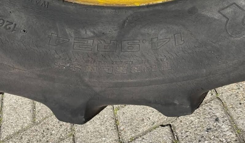 
								JOHN DEERE 2850SA full									