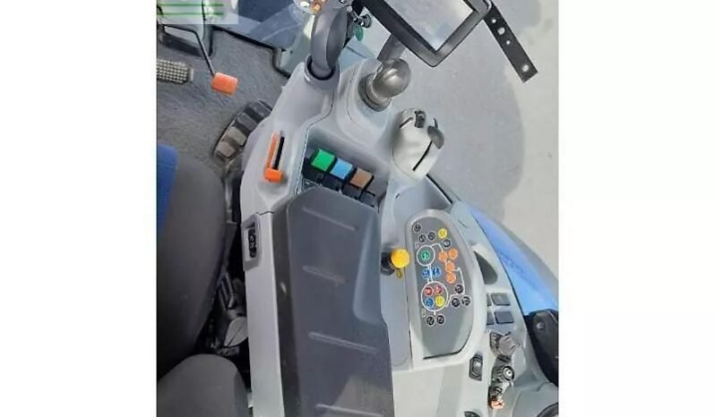 
								New Holland t7-235pc-sw full									
