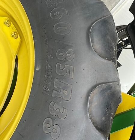 
								John Deere 840 full									