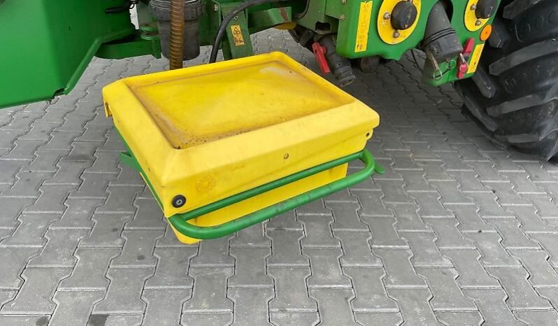 
								John Deere 840 full									