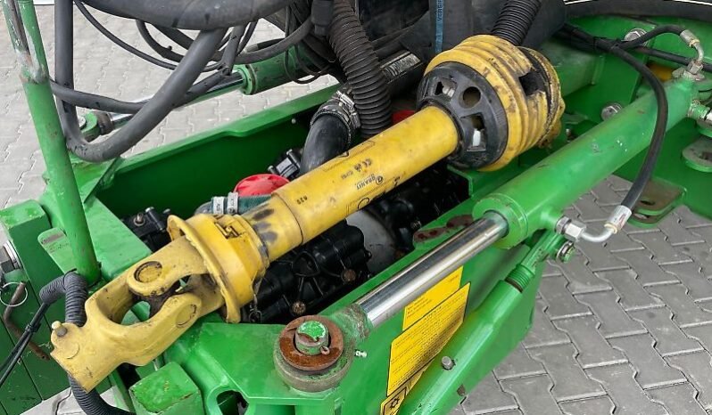 
								John Deere 840 full									