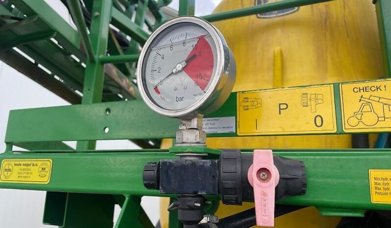 
								John Deere 840 full									