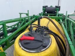 
										John Deere 840 full									