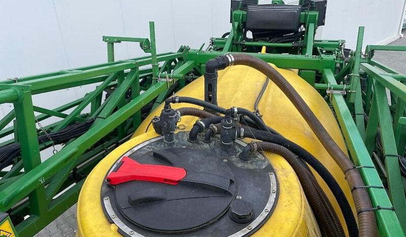 
								John Deere 840 full									
