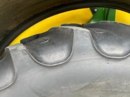 
										John Deere 840 full									
