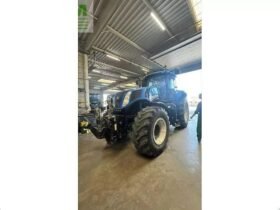 New Holland t8.300