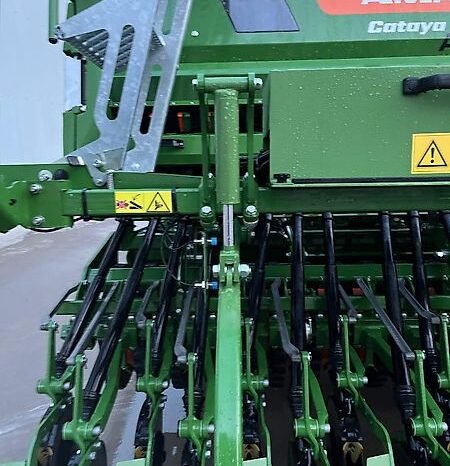
								Amazone Cataya 3000 Super Isobus + KX 3001 full									