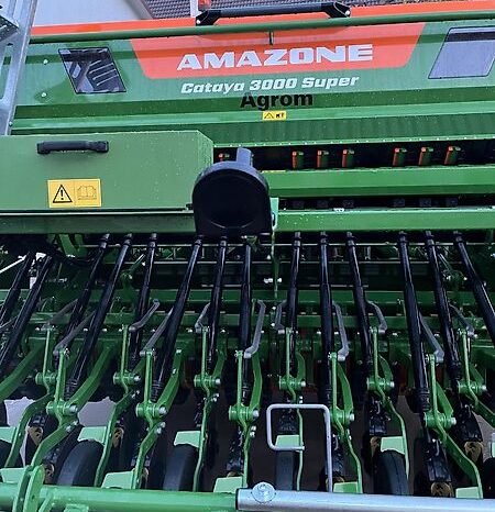 
								Amazone Cataya 3000 Super Isobus + KX 3001 full									