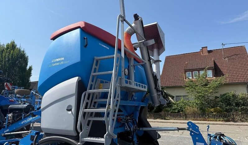 
								Lemken Zirkon 12/600 KA Solitair 25 mit OptiDisc full									