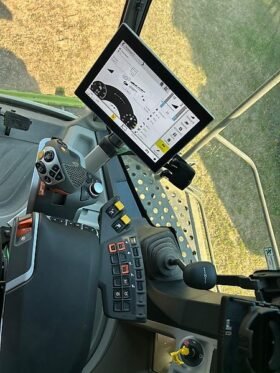Claas TRION 520