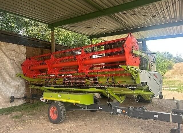 
								Claas TRION 520 full									