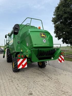 John Deere W330