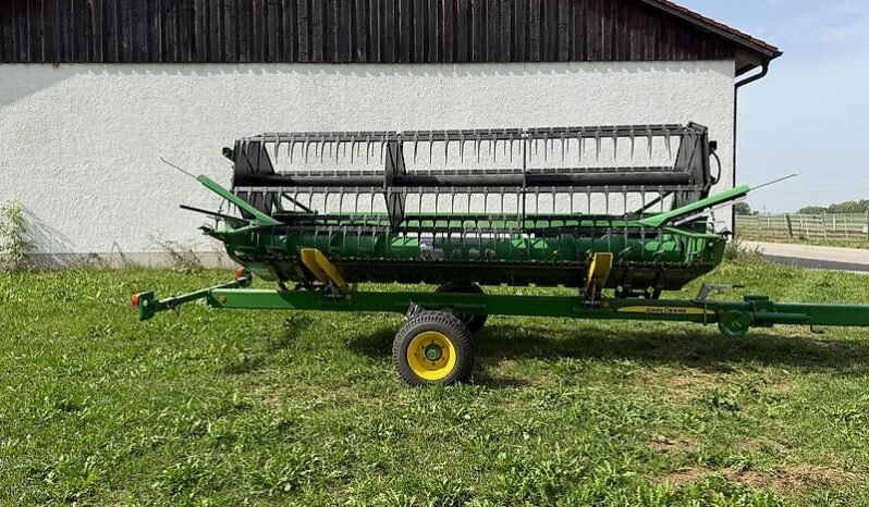 
								John Deere W330 full									