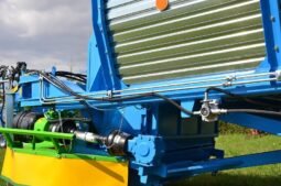 
										MD ZM Ladewagen mit Mähwerk T635/1 full									