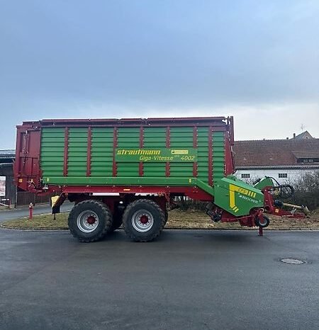 
								Strautmann Giga-Vitesse CFS 4002 full									