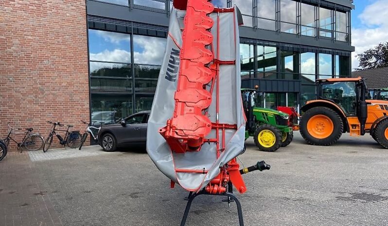 
								Kuhn GMD4015 full									