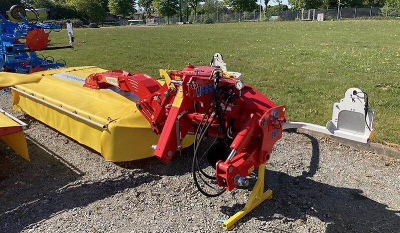 
								Pöttinger NOVACAT 302 full									