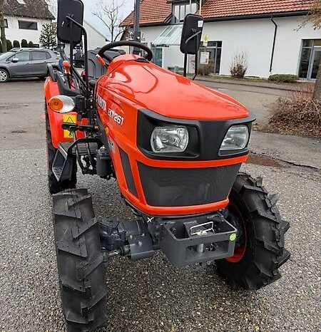
								Kubota EK1-261 full									