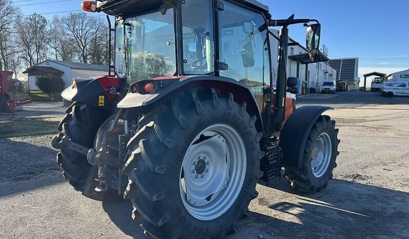 
								Massey Ferguson 4708 M Essential full									
