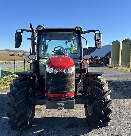 
								Massey Ferguson 4708 M Essential full									