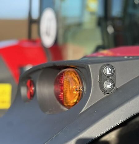 
								Massey Ferguson 4708 M Essential full									