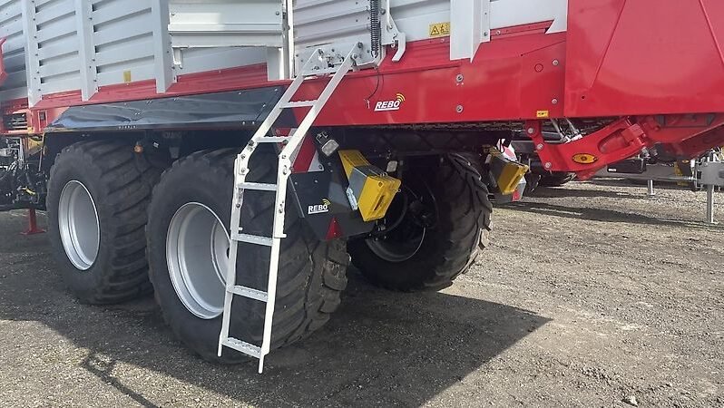 
								Pöttinger JUMBO 8450 DB full									