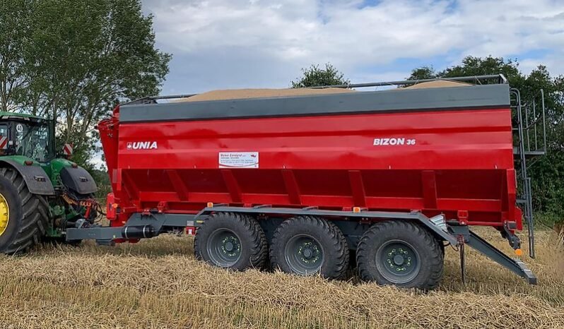 
								Unia BIZON 36 Überladewagen 36 m³; 500 to/h; full									