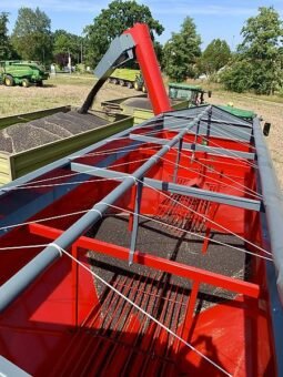 
										Unia BIZON 36 Überladewagen 36 m³; 500 to/h; full									