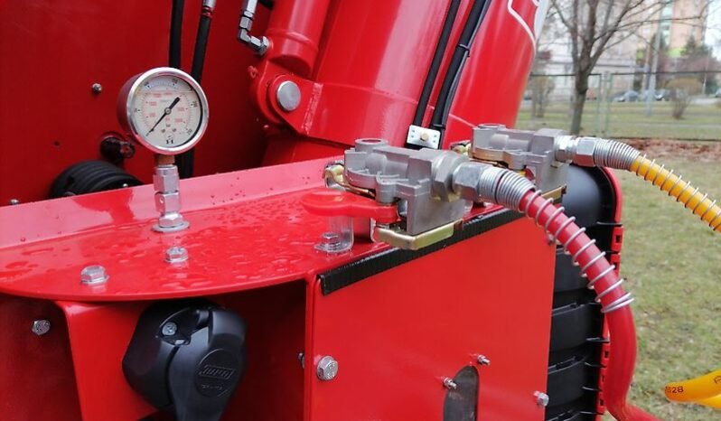 
								Unia BIZON 36 Überladewagen 36 m³; 500 to/h; full									