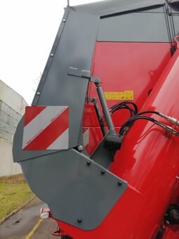 
										Unia BIZON 36 Überladewagen 36 m³; 500 to/h; full									