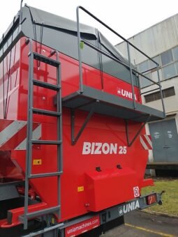 
										Unia BIZON 36 Überladewagen 36 m³; 500 to/h; full									