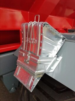 
										Unia BIZON 36 Überladewagen 36 m³; 500 to/h; full									