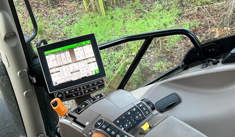 
								John Deere 6130R Autopower full									
