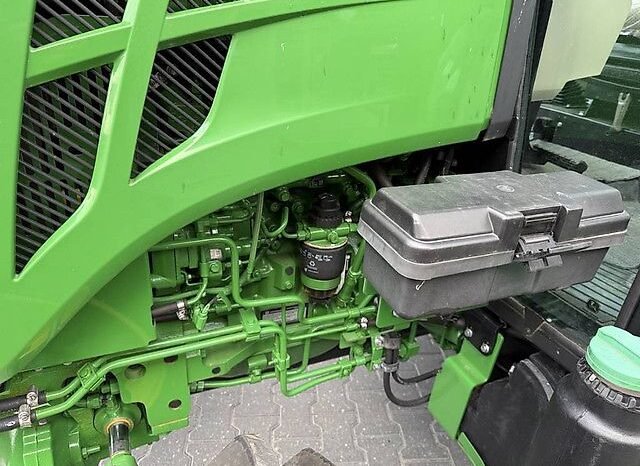 
								John Deere 5058E full									
