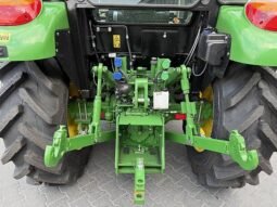 
										John Deere 5058E full									