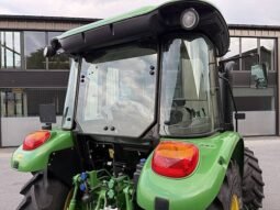
										John Deere 5058E full									
